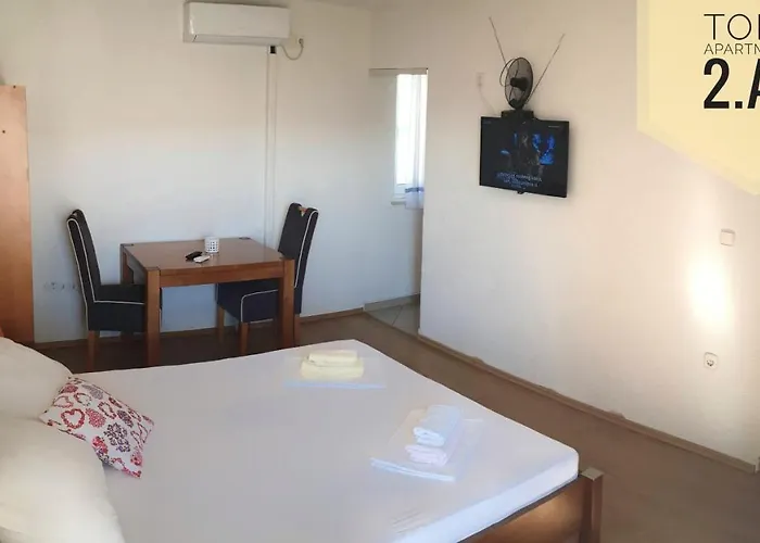 Apartment Toro Pag Town