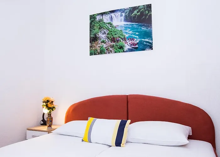 Apartment Toro Pag Town